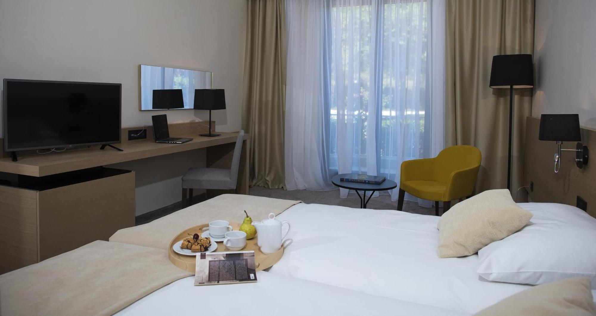 Aminess Younique Liburna Hotel Корчула Номер фото